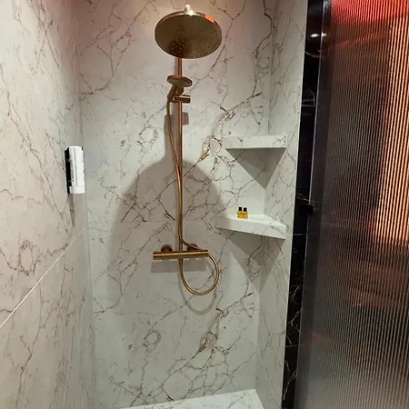 Jacuzzi Glass-house Wislane Tarasy With Sauna And Parking 아파트 크라쿠프